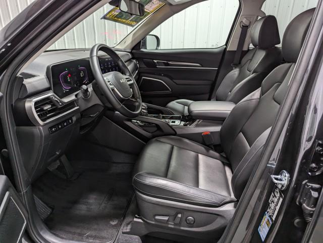 used 2025 Kia Telluride car, priced at $39,498