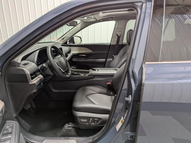 used 2025 Toyota Grand Highlander car, priced at $49,998
