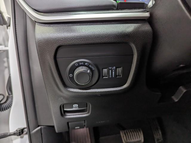 used 2023 Jeep Grand Cherokee car, priced at $29,998