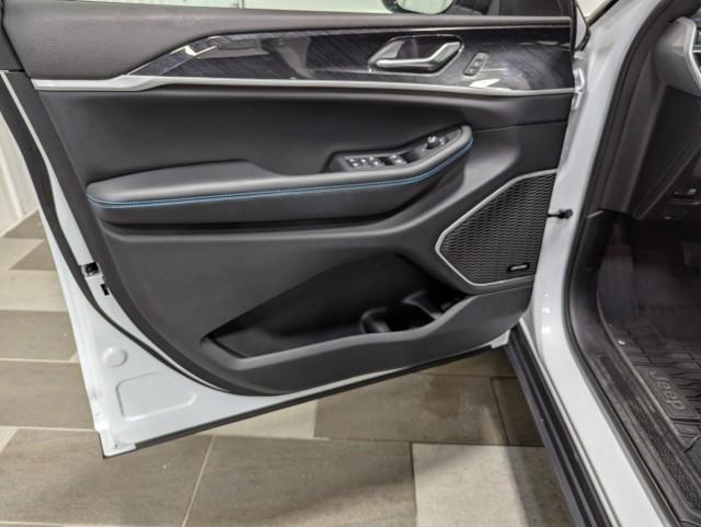 used 2022 Jeep Grand Cherokee 4xe car, priced at $31,998