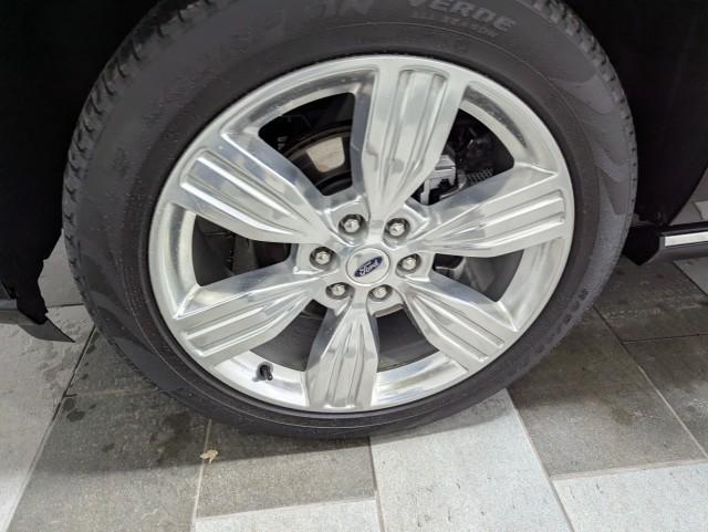 used 2024 Ford Expedition car, priced at $65,998