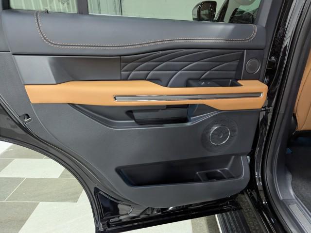 used 2024 Ford Expedition car, priced at $65,998