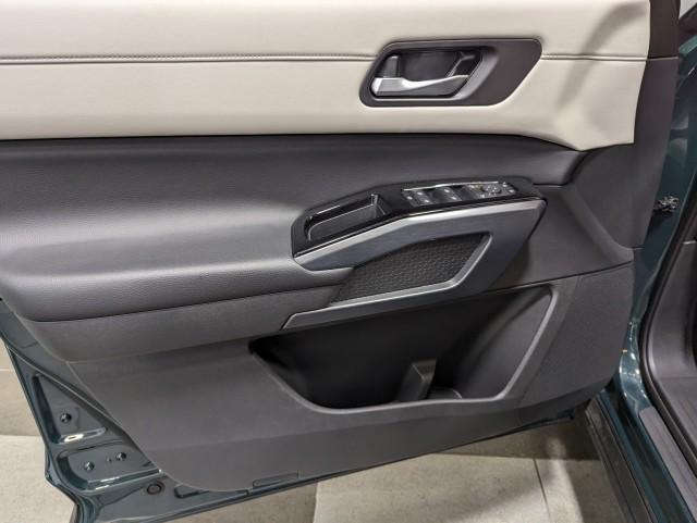 used 2024 Nissan Pathfinder car, priced at $38,998