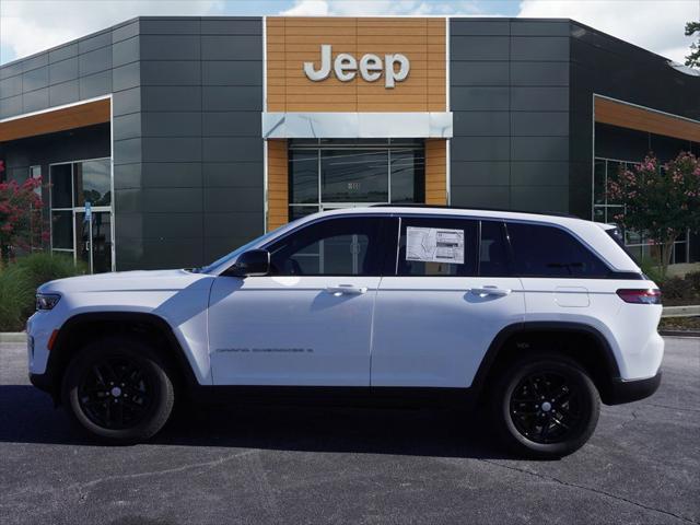 new 2025 Jeep Grand Cherokee car, priced at $34,852