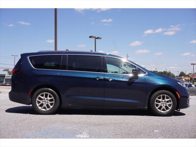 used 2021 Chrysler Pacifica car, priced at $24,991