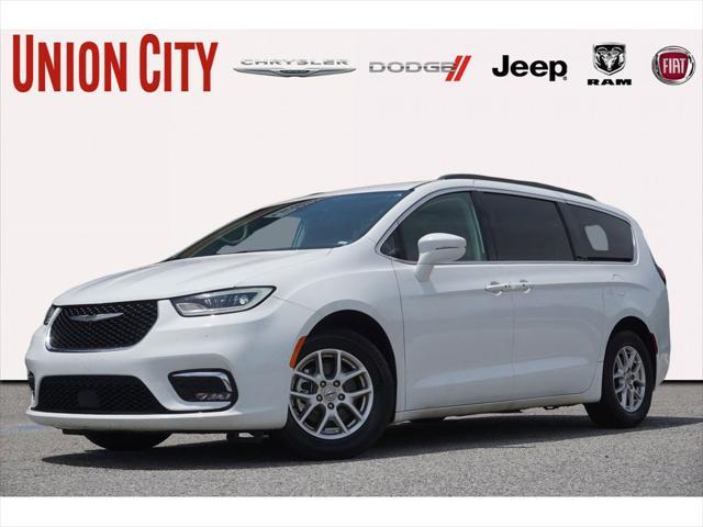 used 2022 Chrysler Pacifica car, priced at $26,991