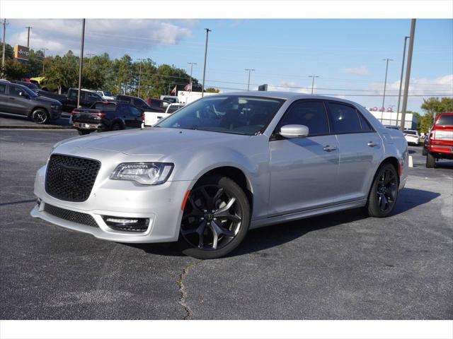 new 2023 Chrysler 300 car, priced at $29,975