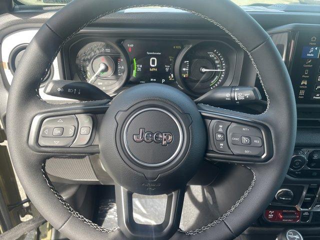 new 2025 Jeep Wrangler 4xe car