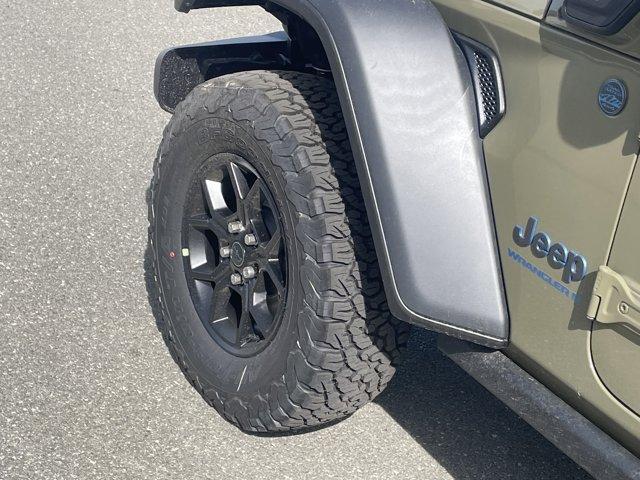 new 2025 Jeep Wrangler 4xe car