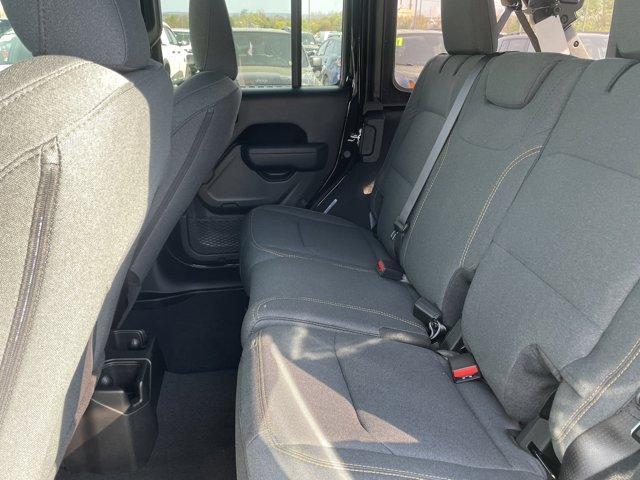 new 2025 Jeep Wrangler car, priced at $45,402