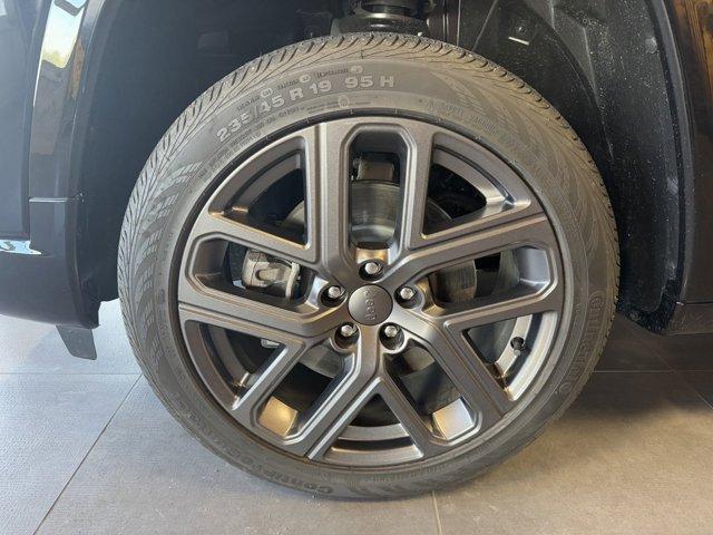 new 2024 Jeep Compass car, priced at $36,000