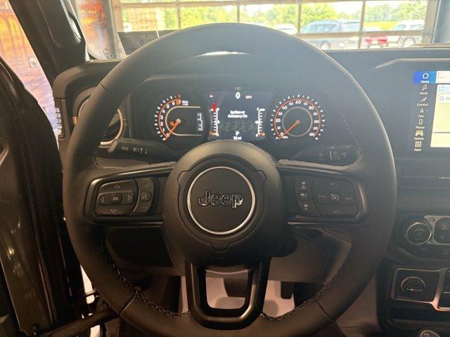 new 2025 Jeep Gladiator car, priced at $52,102