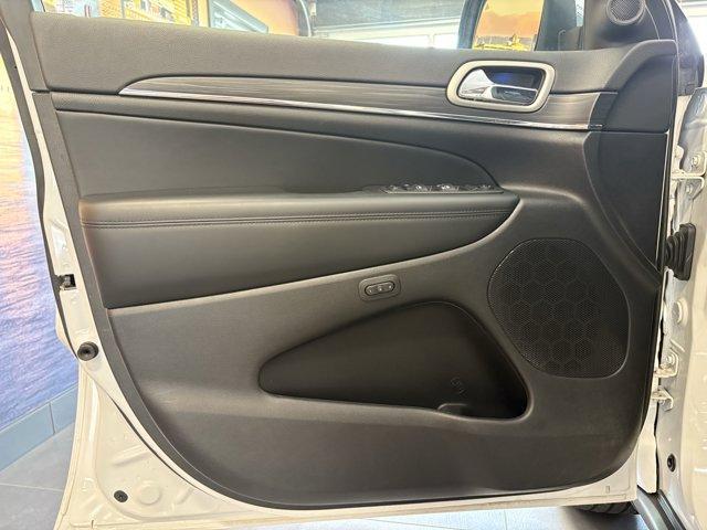 used 2022 Jeep Grand Cherokee WK car, priced at $32,804