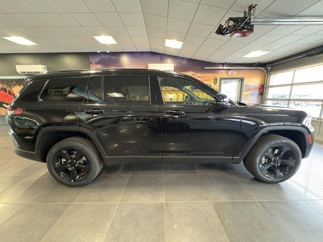new 2025 Jeep Grand Cherokee L car
