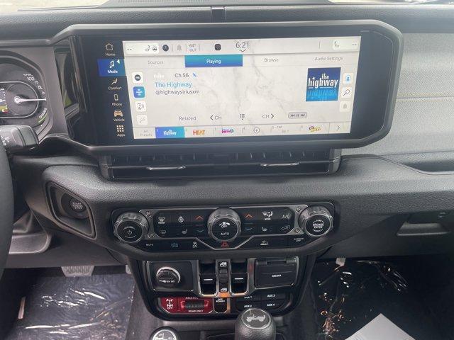 new 2025 Jeep Wrangler 4xe car