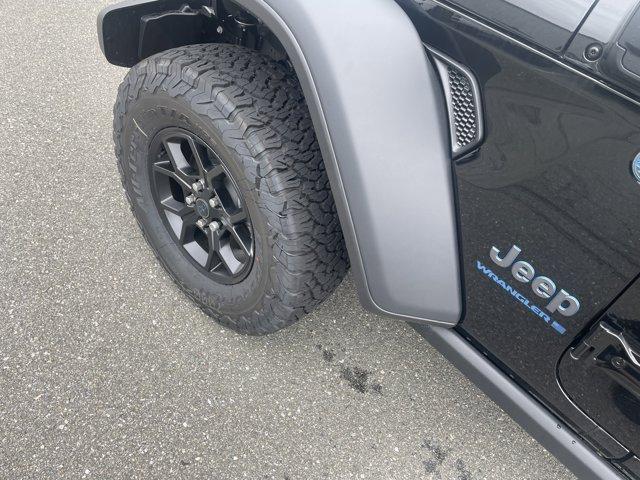 new 2025 Jeep Wrangler 4xe car