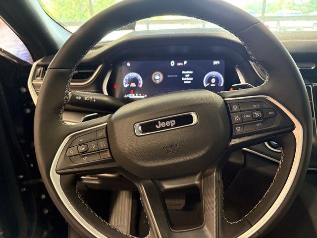 new 2025 Jeep Grand Cherokee car, priced at $49,670