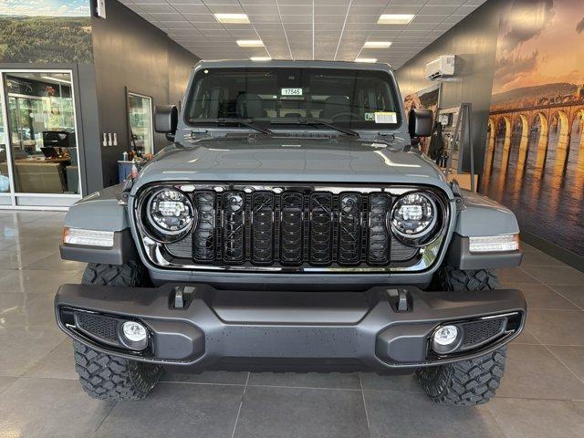 new 2025 Jeep Gladiator car, priced at $54,470