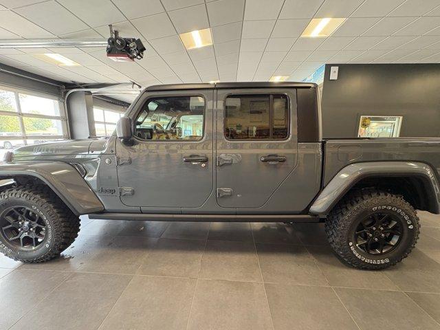 new 2025 Jeep Gladiator car, priced at $54,470