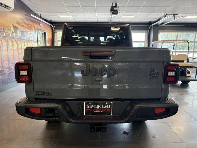 new 2025 Jeep Gladiator car, priced at $54,470