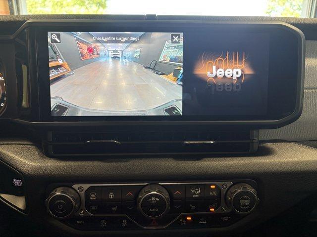 new 2025 Jeep Gladiator car, priced at $52,775
