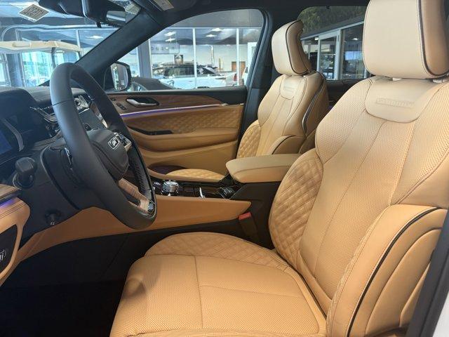 new 2025 Jeep Grand Cherokee car, priced at $68,840
