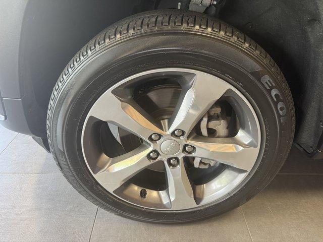 used 2021 Jeep Grand Cherokee L car, priced at $34,975