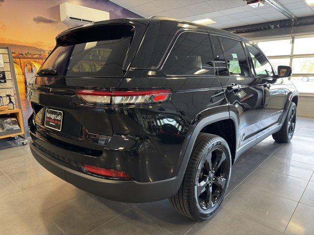 new 2025 Jeep Grand Cherokee car, priced at $54,030
