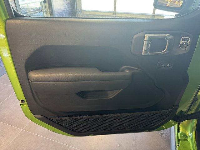 new 2025 Jeep Wrangler car, priced at $52,946