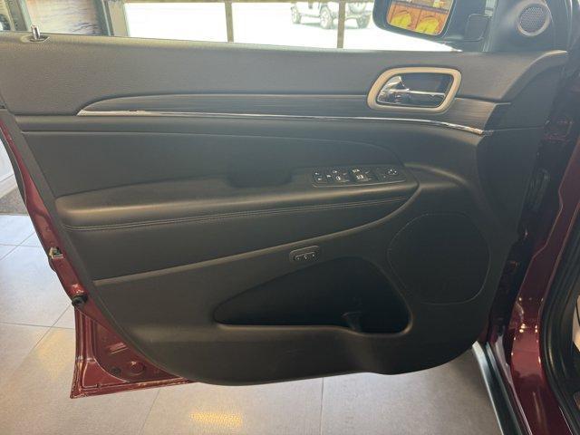 used 2021 Jeep Grand Cherokee car