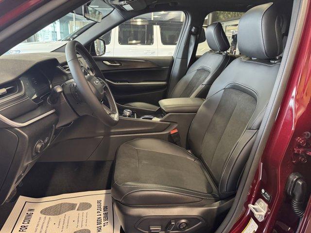 new 2025 Jeep Grand Cherokee car, priced at $50,465