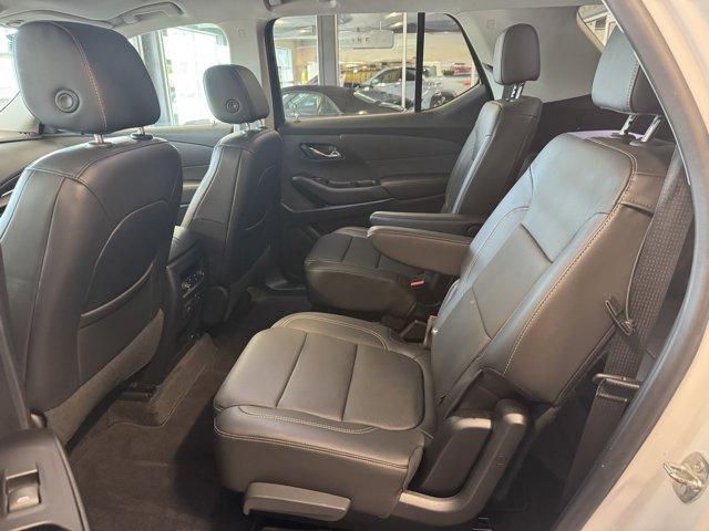 used 2020 Chevrolet Traverse car, priced at $32,093