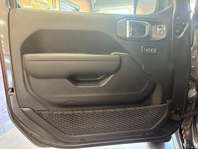 new 2025 Jeep Wrangler car, priced at $60,801