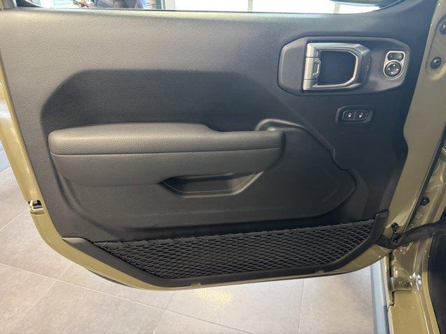 new 2025 Jeep Wrangler car, priced at $51,375
