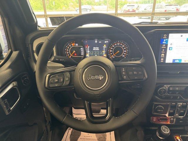 new 2025 Jeep Wrangler car, priced at $51,375