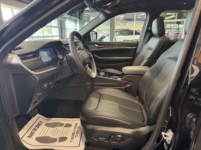 new 2025 Jeep Grand Cherokee L car, priced at $53,302