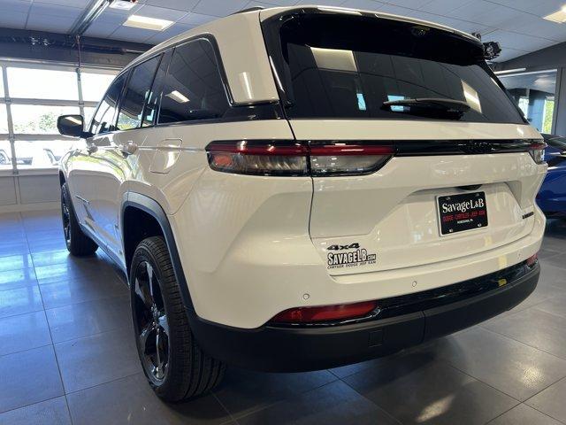 new 2025 Jeep Grand Cherokee car, priced at $53,683