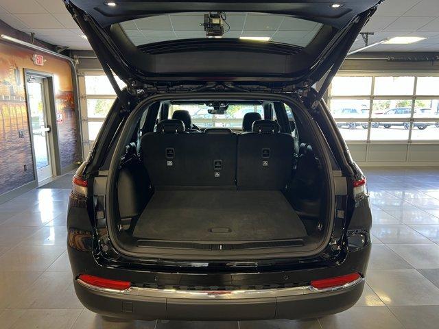 new 2025 Jeep Grand Cherokee car, priced at $49,233