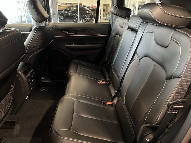 new 2025 Jeep Grand Cherokee car, priced at $49,233