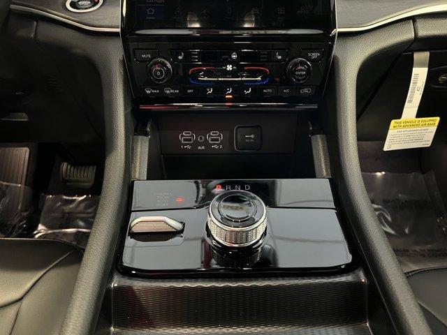 new 2025 Jeep Grand Cherokee car, priced at $49,233