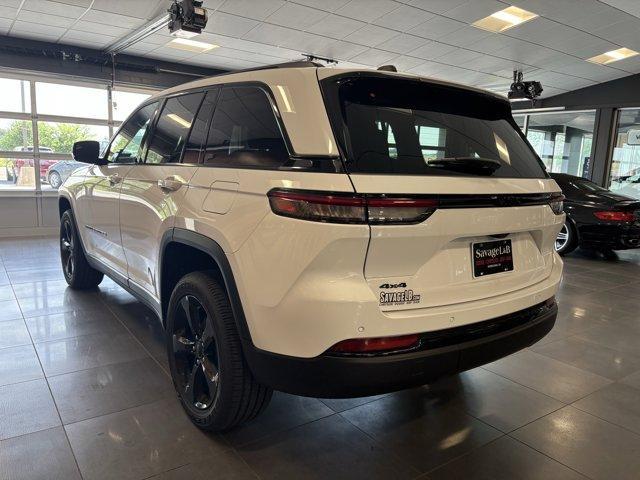 new 2025 Jeep Grand Cherokee car, priced at $49,075