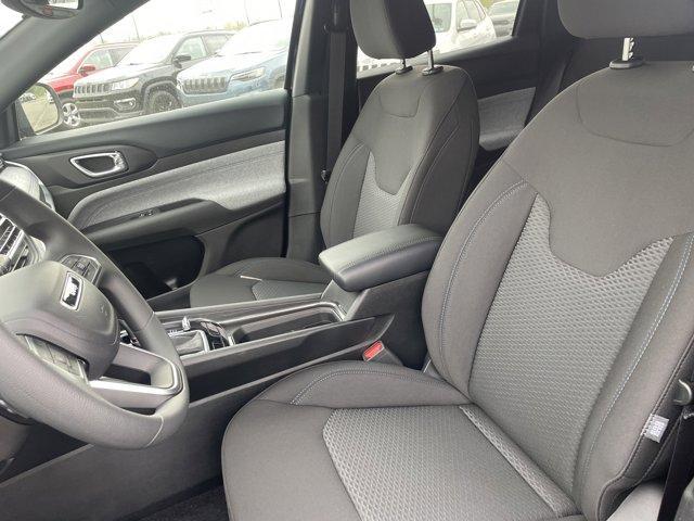 new 2025 Jeep Compass car, priced at $29,085