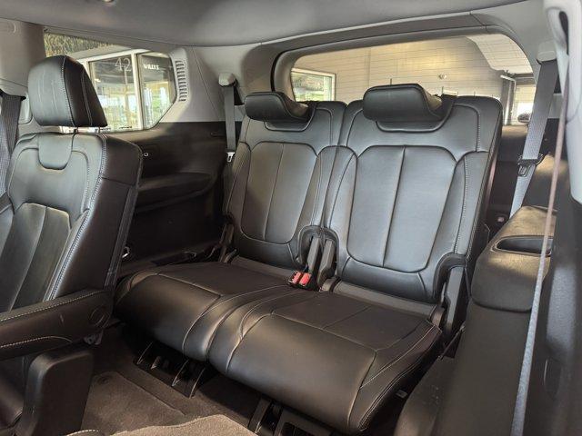 used 2021 Jeep Grand Cherokee L car, priced at $27,538