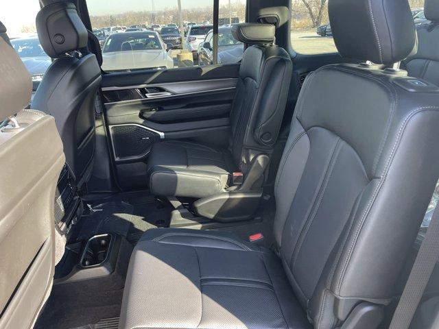 new 2025 Jeep Wagoneer car