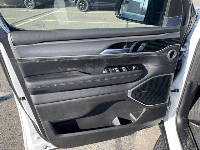 new 2025 Jeep Wagoneer car