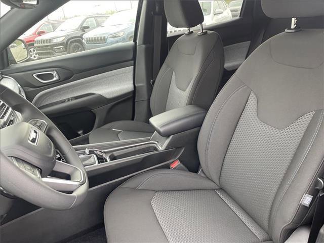 new 2024 Jeep Compass car, priced at $29,085