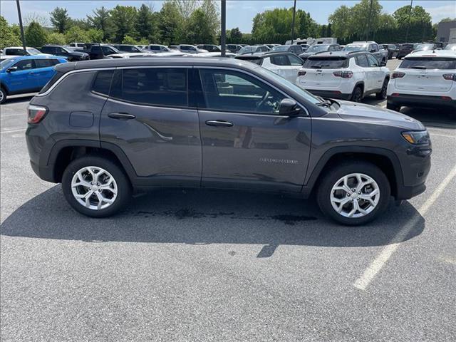 new 2024 Jeep Compass car, priced at $29,085
