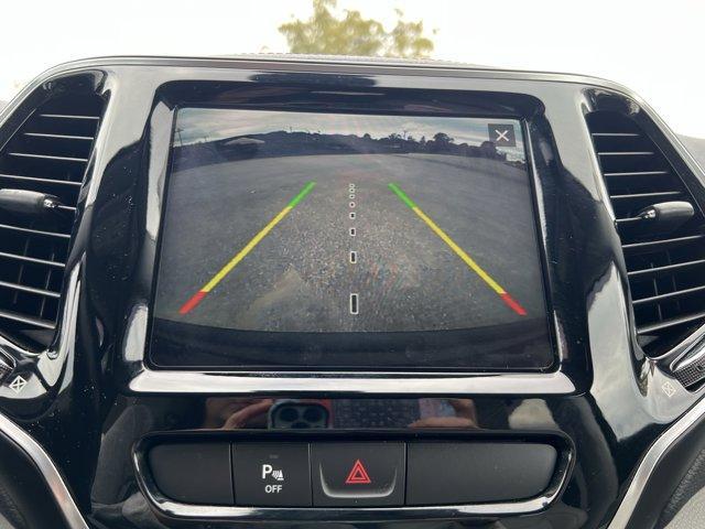 used 2019 Jeep Cherokee car, priced at $17,750