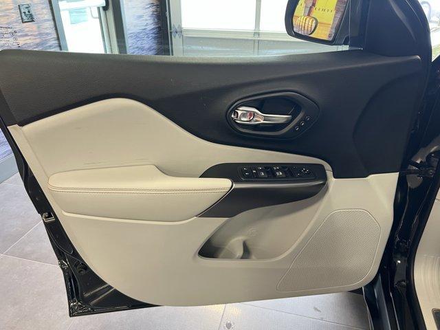 used 2019 Jeep Cherokee car, priced at $17,750