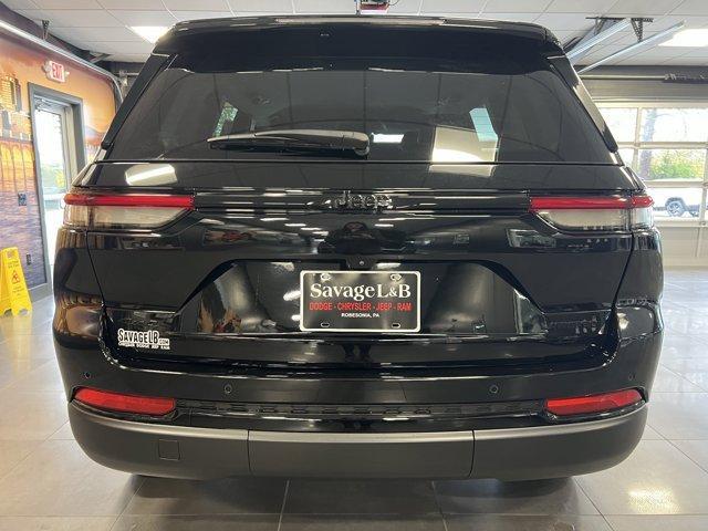 used 2023 Jeep Grand Cherokee car, priced at $37,340